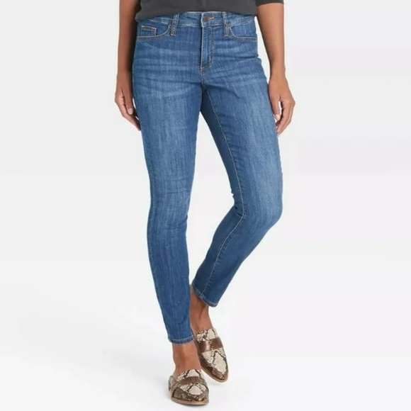 NEW Classic Blue Mid Rise Skinny Jeans Universal Thread Size 8/29 R - Picture 4 of 5